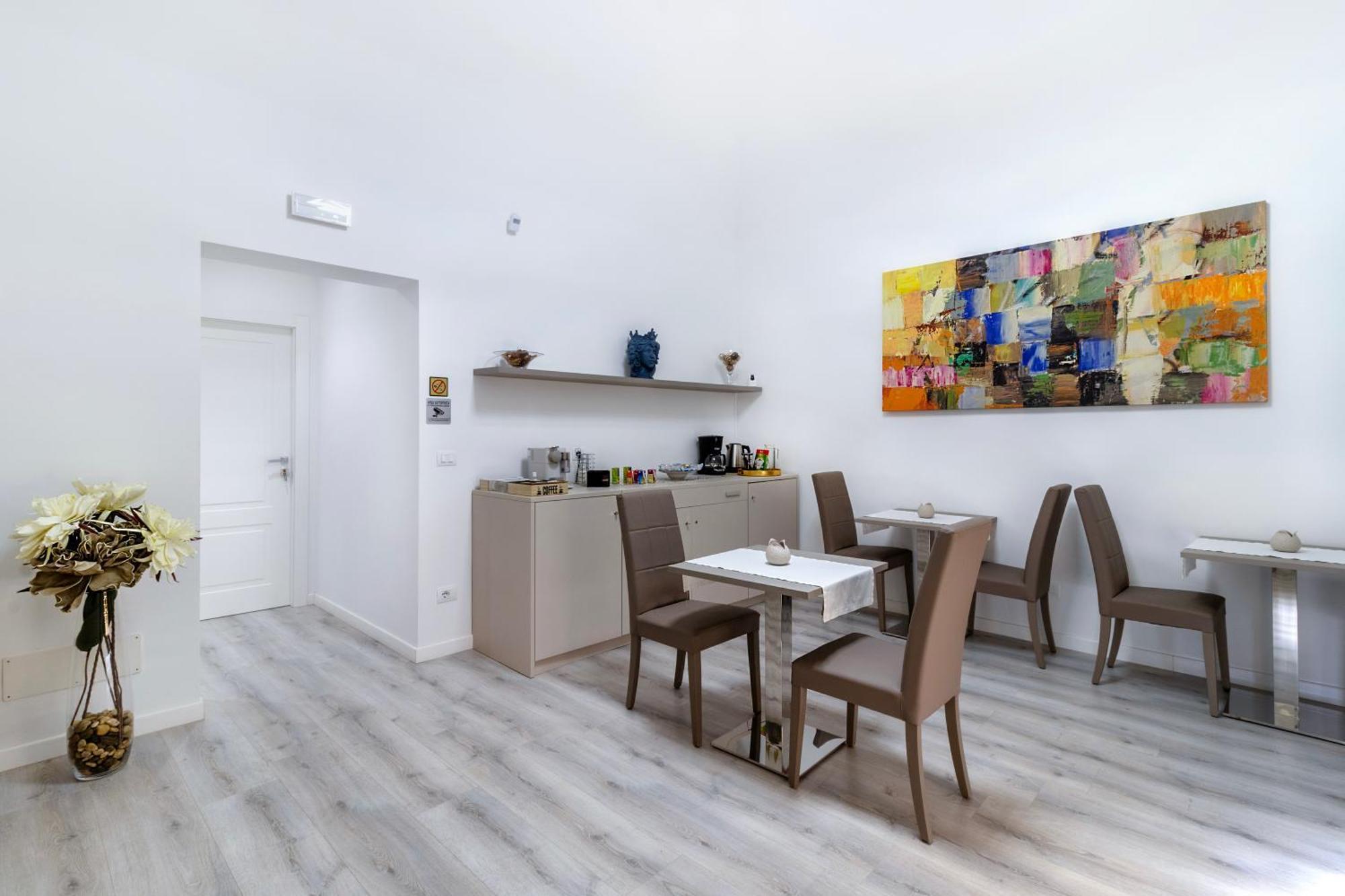 Heart City Rooms Катания Екстериор снимка